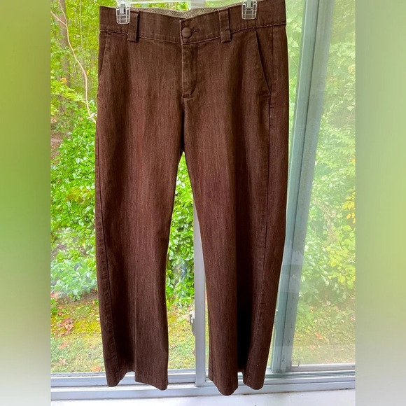 Lee Denim - LEE Platinum Label no gap waistband 8 short brown jeans. Covered buttons & zip.
